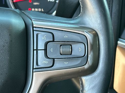 Used 2020 Chevrolet Silverado 1500 High Country w/ Technology Package AWD/4WD image 26