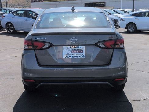 New 2025 Nissan Versa SR w/ Trunk Package FWD image 4