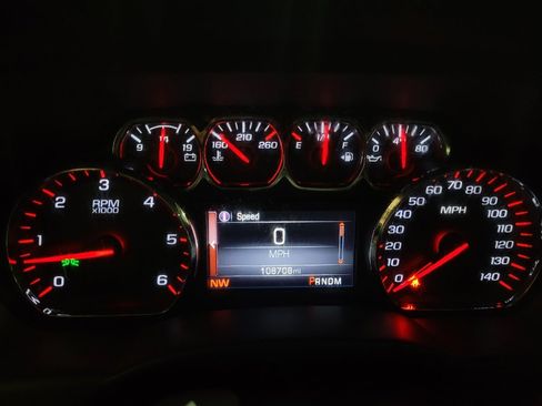 Used 2015 GMC Sierra 1500 SLE w/ SLE Value Package AWD/4WD image 23
