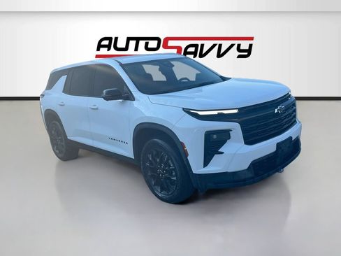 Used 2024 Chevrolet Traverse LS w/ Midnight/Sport Edition FWD image 1