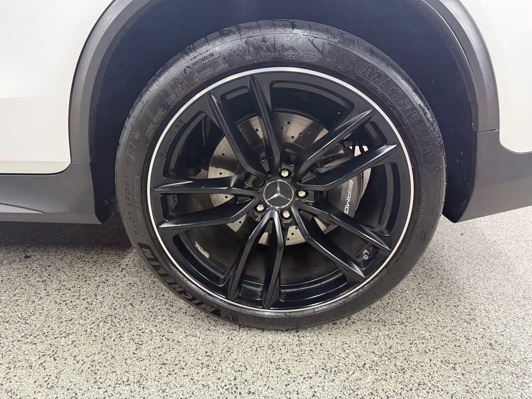 Used 2019 Mercedes-Benz GLC 63 AMG 4MATIC Coupe image 37