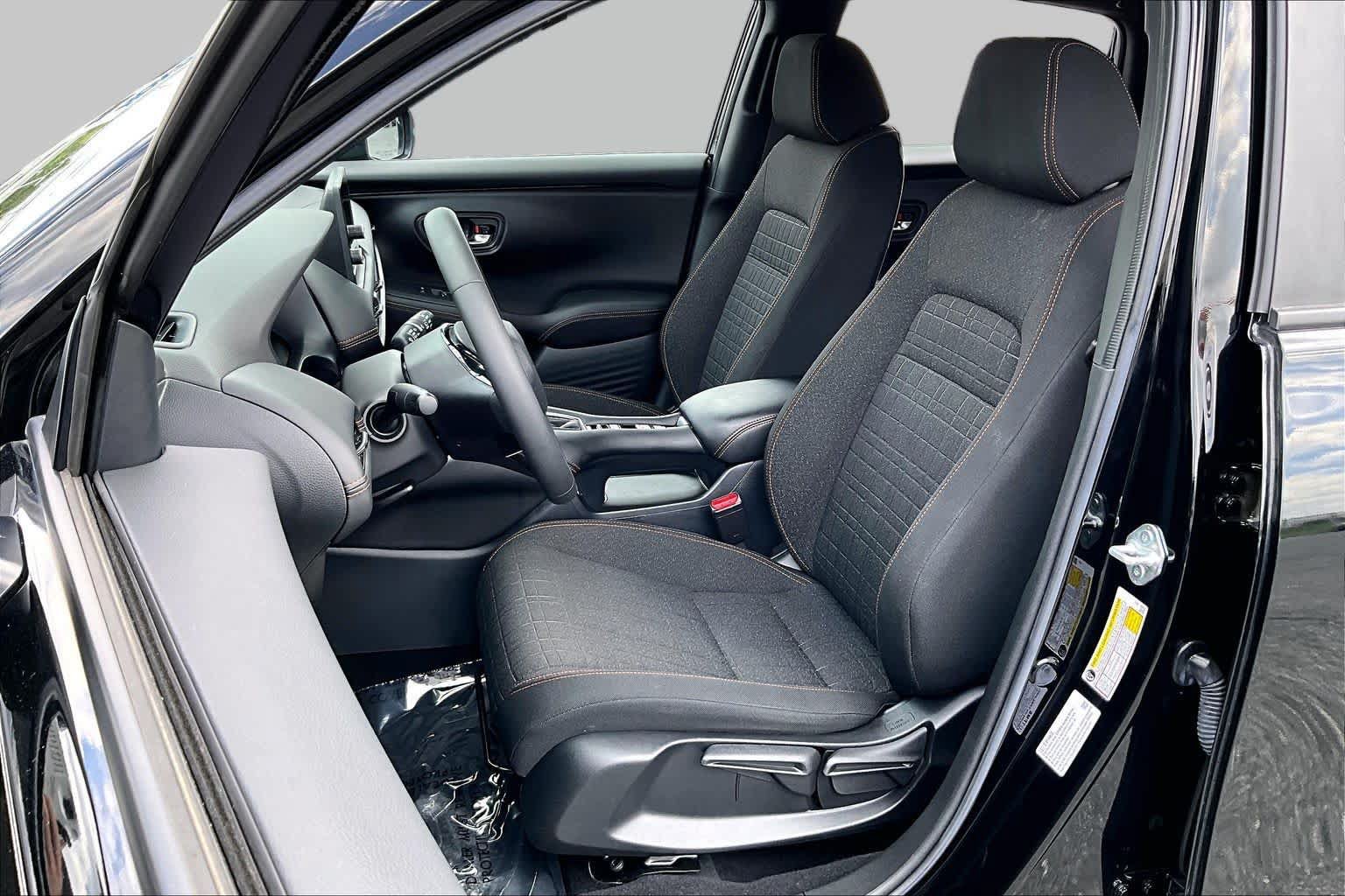 Used 2024 Honda HR-V Sport image 8