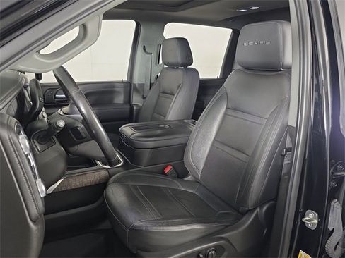 Used 2021 GMC Sierra 3500 Denali w/ Denali Ultimate Package image 21