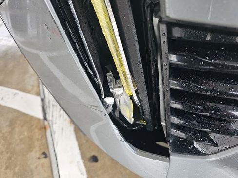 Used 2023 Cadillac XT4 Sport w/ Cold Weather Package FWD image 11