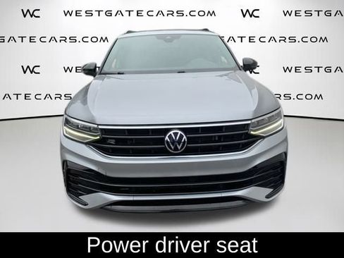 Used 2022 Volkswagen Tiguan SE R-Line image 4