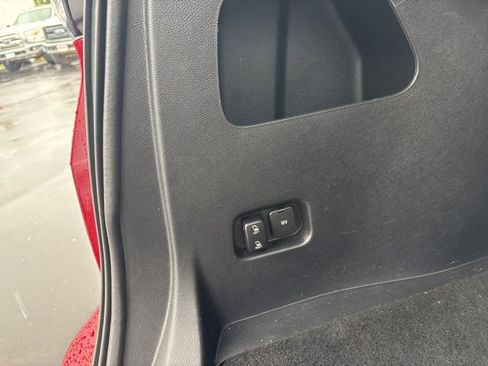 Used 2015 Ford Edge SEL w/ Equipment Group 201A image 18