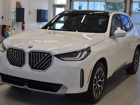 New 2026 BMW X3 xDrive30i w/ Convenience Package AWD/4WD image 9