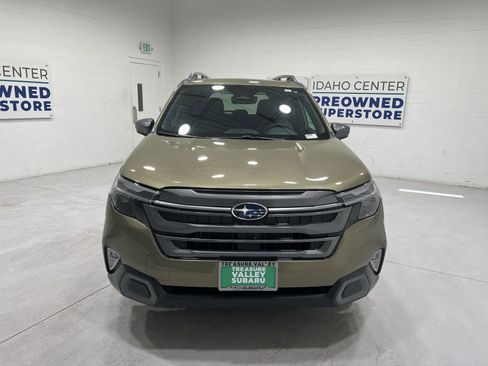 New 2026 Subaru Forester Limited AWD/4WD image 3
