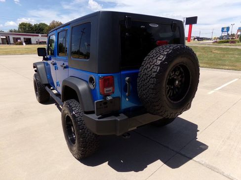 Used 2015 Jeep Wrangler Unlimited Sport AWD/4WD image 28
