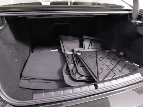 Used 2024 BMW i7 xDrive60 w/ Executive Package image 66