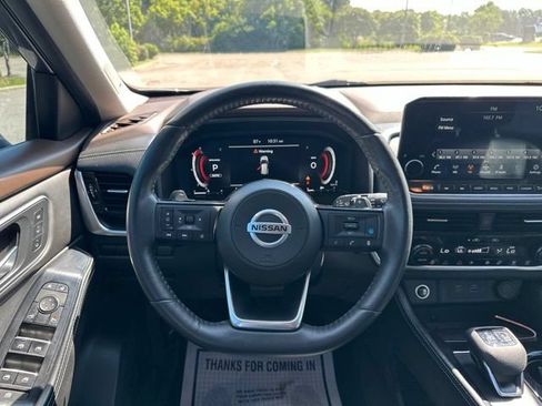 Used 2021 Nissan Rogue Platinum AWD/4WD image 12