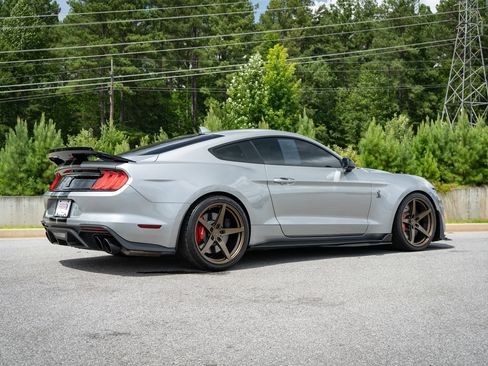 Used 2020 Ford Mustang Shelby GT500 w/ Technology Package RWD image 29