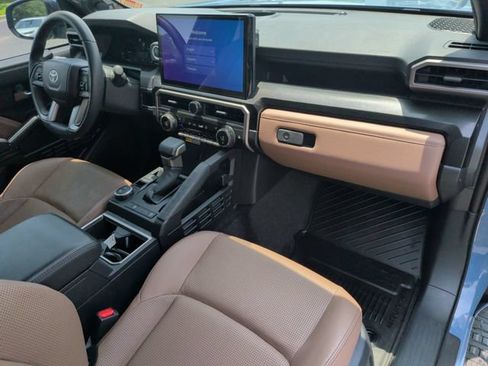 Used 2025 Toyota 4Runner Limited RWD image 18