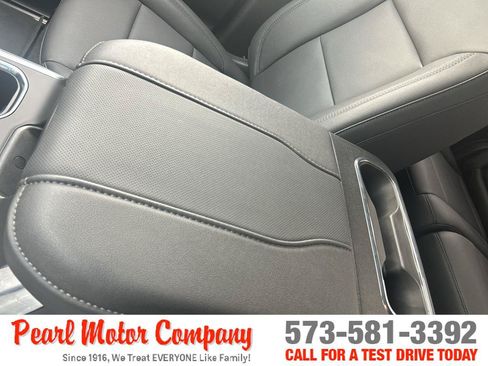 Used 2026 GMC Sierra 1500 SLT w/ SLT Premium Package AWD/4WD image 21