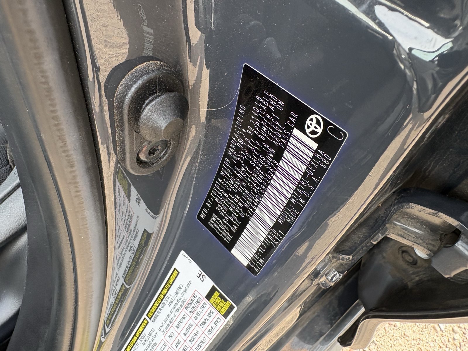 Used 2024 Toyota Corolla LE FWD image 43