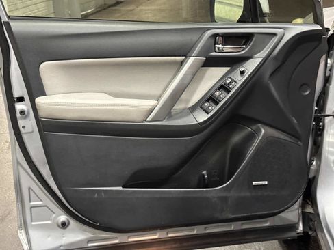 Used 2015 Subaru Forester 2.5i Touring w/ Popular Package #2 image 19