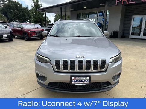 Used 2021 Jeep Cherokee Latitude Plus AWD/4WD image 3