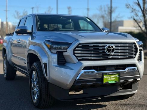 Used 2024 Toyota Tacoma Limited image 7