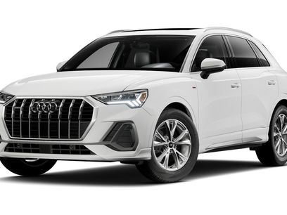 Certified 2025 Audi Q3 2.0T Premium w/ Convenience Package