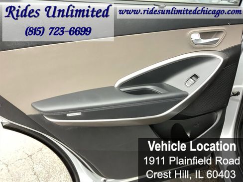 Used 2014 Hyundai Santa Fe GLS image 25