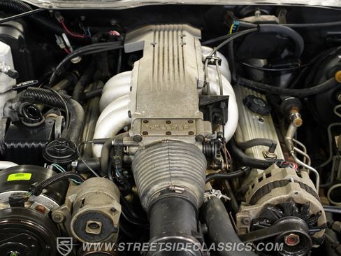 Used 1988 Chevrolet Camaro IROC-Z RWD image 35