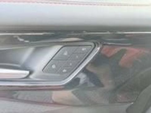 New 2025 Chevrolet Blazer EV RS RWD image 28