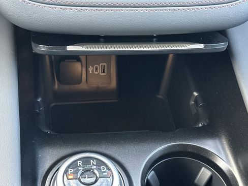 New 2025 Ford Explorer Active w/ Active Comfort Package image 24