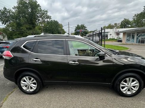 Used 2015 Nissan Rogue SV w/ SV Premium Package AWD/4WD image 4