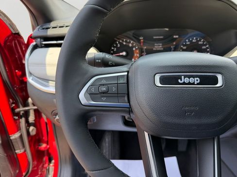 Used 2023 Jeep Compass Limited AWD/4WD image 21
