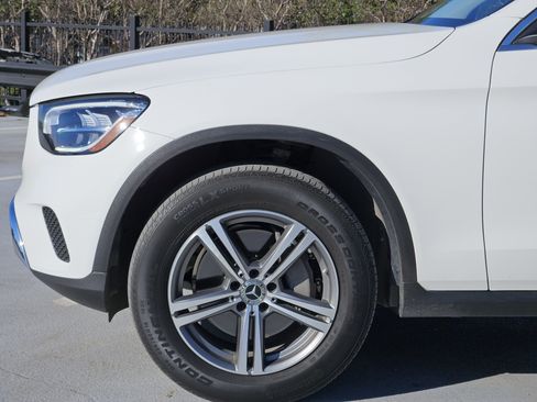 Used 2020 Mercedes-Benz GLC 300 image 11