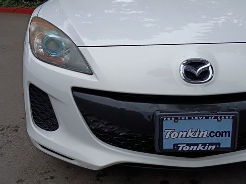 Used 2013 MAZDA MAZDA3 i Touring FWD image 10