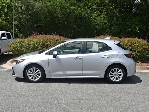 Used 2025 Toyota Corolla SE FWD image 5