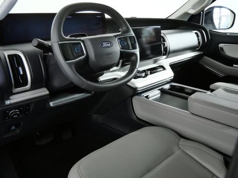 Certified 2025 Ford Expedition Max Active AWD/4WD image 16