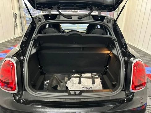Used 2022 MINI Cooper 4-Door Hardtop FWD image 13