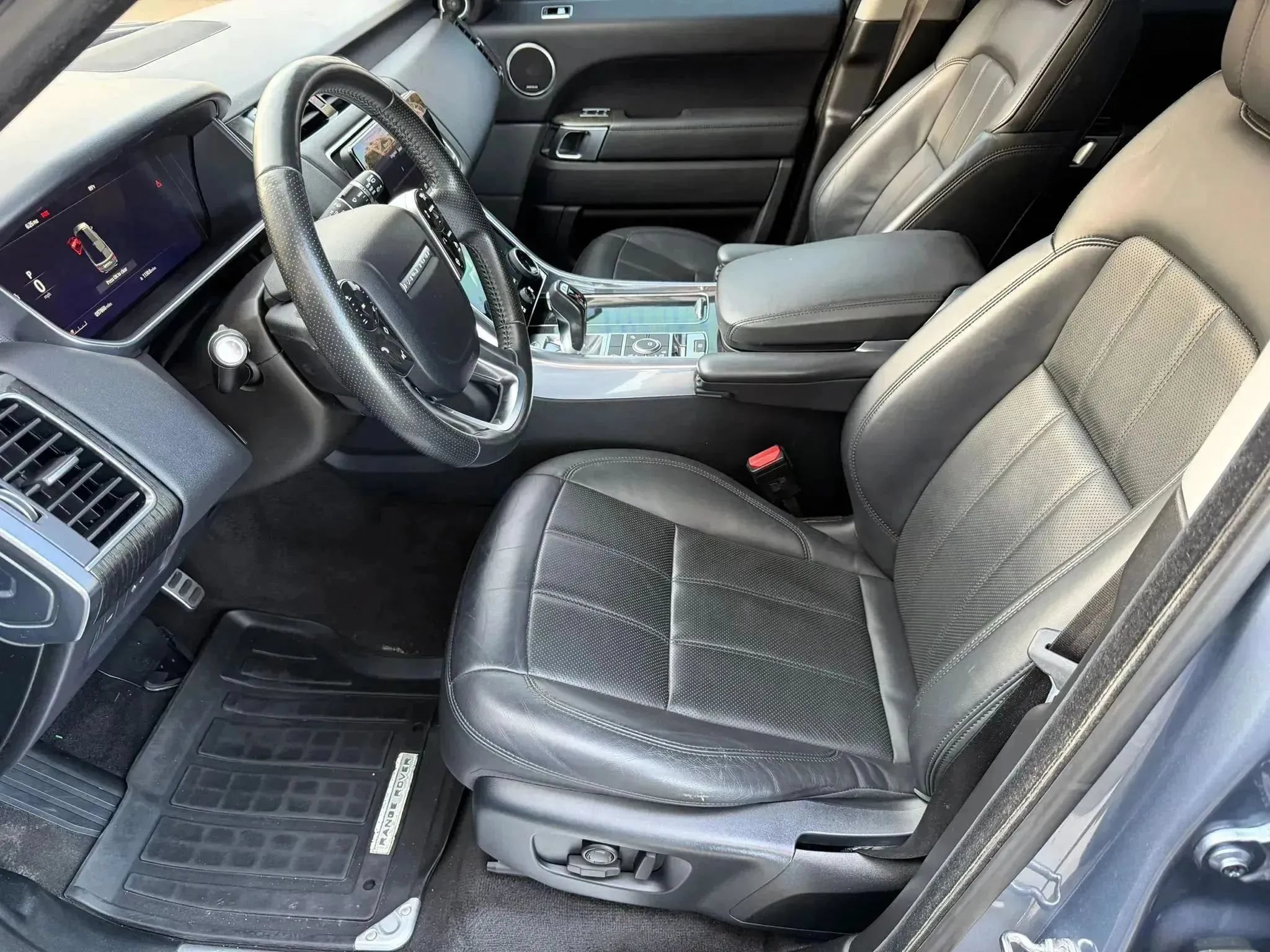 Used 2019 Land Rover Range Rover Sport HSE AWD/4WD image 14