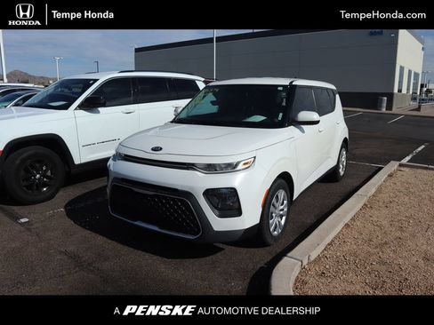 Used 2020 Kia Soul LX FWD image 1