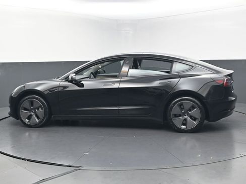 Used 2023 Tesla Model 3 Standard Range RWD image 7