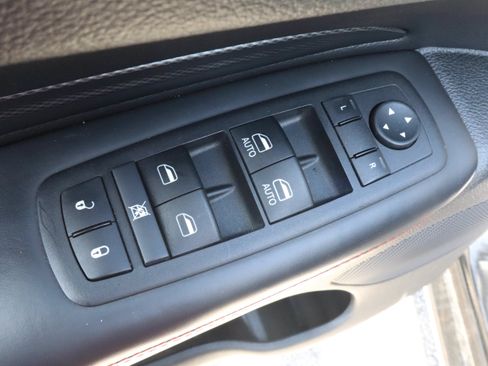 Used 2024 Dodge Durango GT AWD/4WD image 14