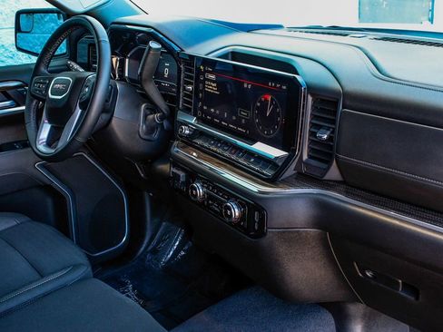 Used 2025 GMC Sierra 1500 Elevation AWD/4WD image 39