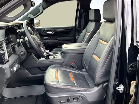 Used 2023 GMC Sierra 1500 AT4 w/ AT4 Preferred Package AWD/4WD image 11