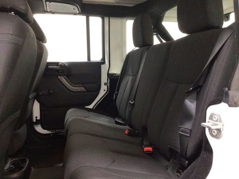 Used 2016 Jeep Wrangler Unlimited Sport w/ Connectivity Group AWD/4WD image 17