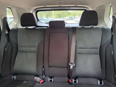 Used 2025 Nissan Rogue SV FWD image 34