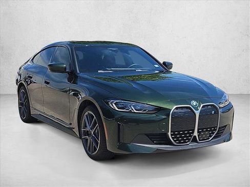 Used 2023 BMW i4 eDrive40 RWD image 3