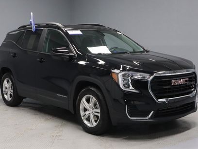 Used 2024 GMC Terrain SLE w/ Driver Convenience Package