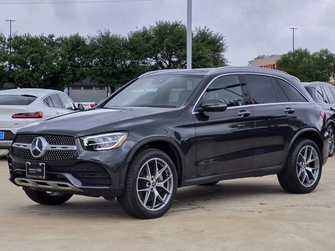 Certified 2022 Mercedes-Benz GLC 300 4MATIC image 3