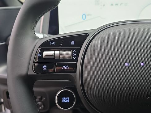 New 2025 Hyundai Ioniq 6 SE image 17