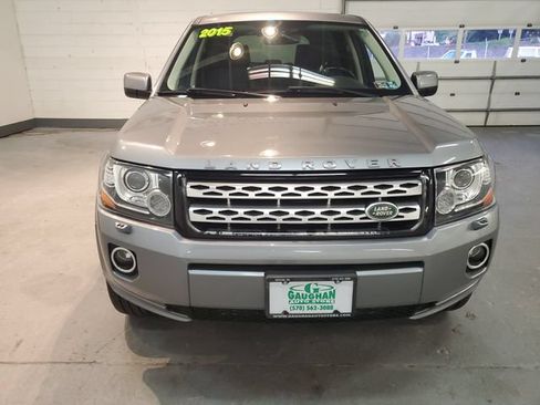 Used 2015 Land Rover LR2 AWD/4WD image 9