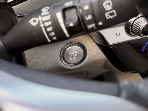 Used 2022 Kia Telluride S AWD/4WD image 43