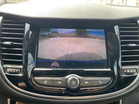 Used 2020 Chevrolet Trax Premier FWD image 15