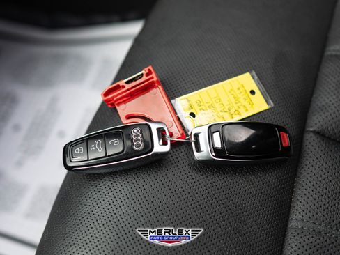 Used 2021 Audi A8 L 3.0T w/ Executive Plus Package image 53